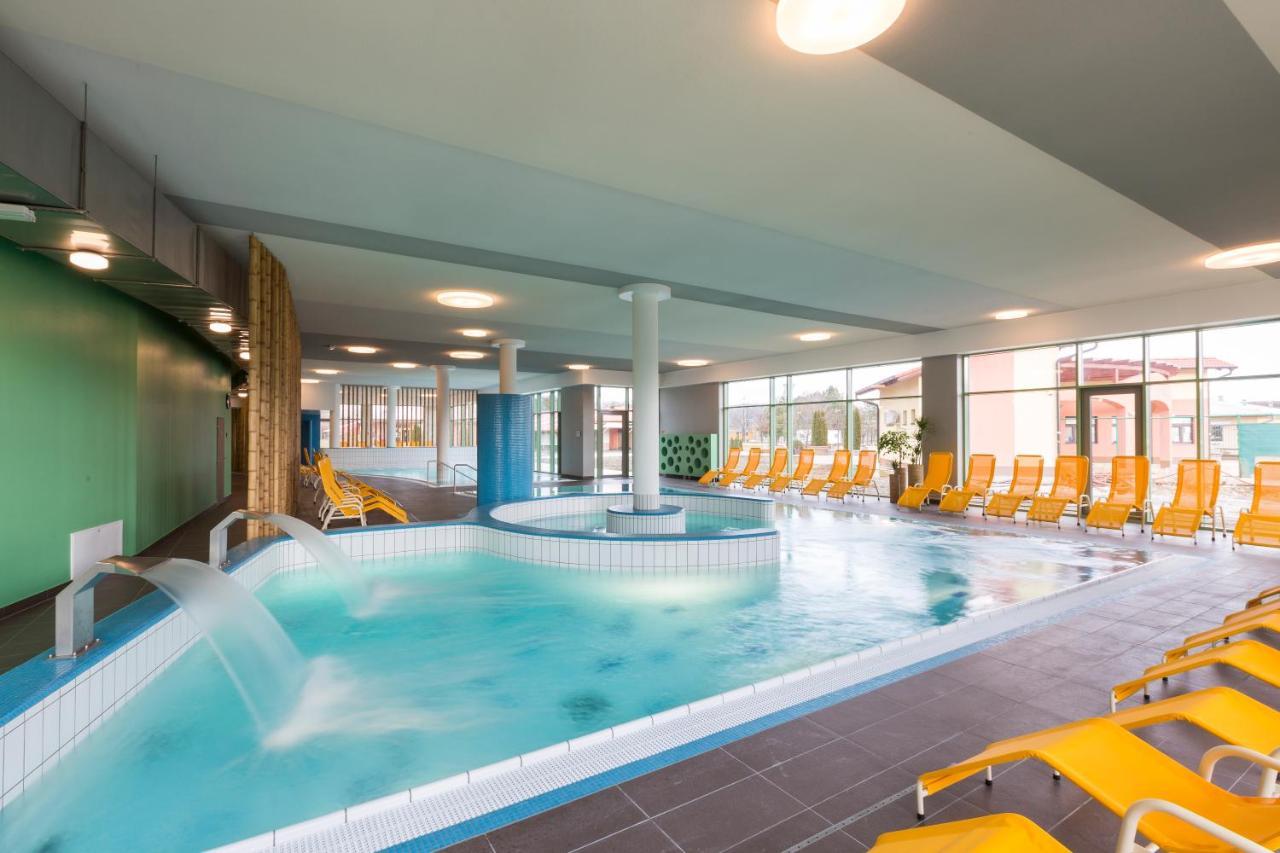 Wellness Hotel Thermal Štúrovo Exterior foto